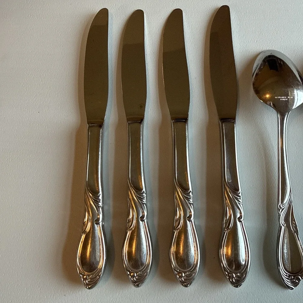 Retroneu Stephanie 18-8 Stainless Steel Flatware Lot of 11 Replacement Korea